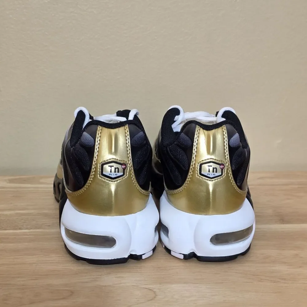 Nike Air Max Plus Premium Footlocker 50th Anniversary Gold HM0352-100 Men's 9